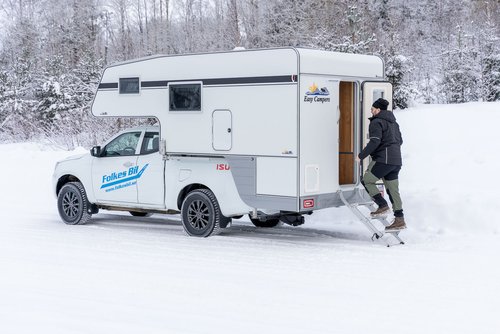 Easy camp 8
